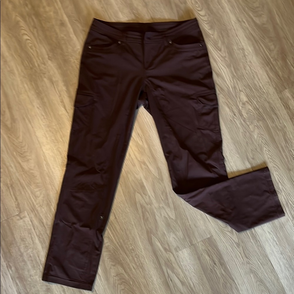 Kuhl maroon athletic pants